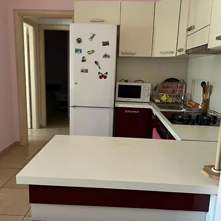 Beachside Living - Lura 1 *